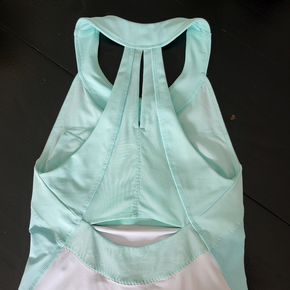 Lululemon halter - Picture 7 of 9
